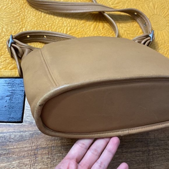 Coach 9816 vintage legacy slim duffle medium classic collection bag tan - Picture 7 of 15